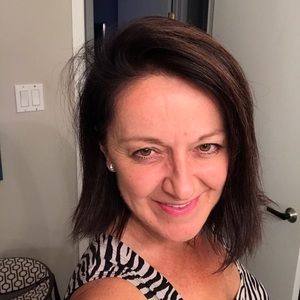 Meet your Posher, Carole